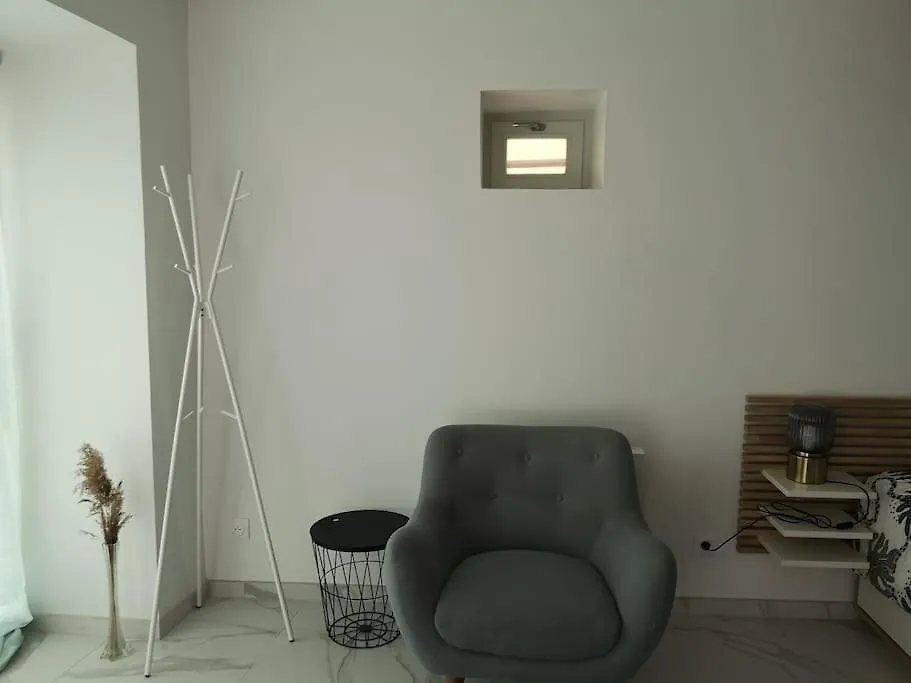 Appartement Ideal Professionnels De Sante Hopitaux Lyon Sud Faculte De Medecine Ecole Des Infirmieres Metro B Pierre-Bénite